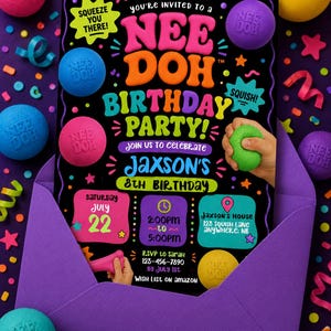 Peut inclure: Une carte d'invitation d'anniversaire noire avec du texte coloré et des illustrations de balles anti-stress Nee Doh. La carte indique les détails du 8e anniversaire de Jaxson le samedi 22 juillet, de 14h00 à 17h00 au 123 Squish Lane, Anywhere, NB.