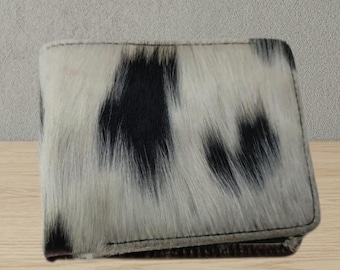 Hair-on-Hide Bifold Brieftasche aus Rindsleder - Schwarz-weiß gepunktete Herrenbrieftasche