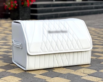 Organizador de maletero de cuero personalizado: caja de almacenamiento para coche hecha a mano con bordado personalizado.