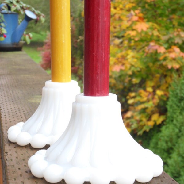 Vintage Glass Candle Stick Holder. Milk glass Bubble glass. Boopie glass