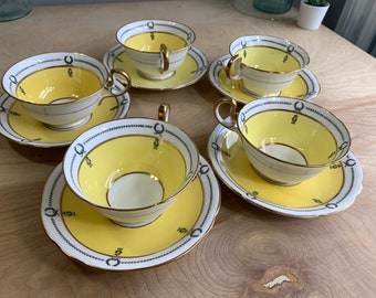 Vintage Aynsley yellow art deco teacup and saucer set of 5, 10 pieces. 1930-1940