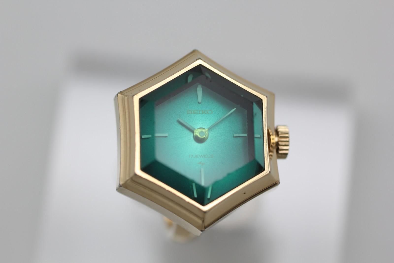 Vintage Seiko Ring Watch 11-7680 19mm Green Dial 17J Hand Winding