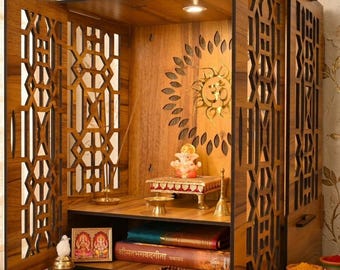 LEDライトと壁掛け金具付きのドアを備えた家庭用寺院（マンディール）