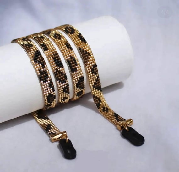 Leopard-style eyeglass chain