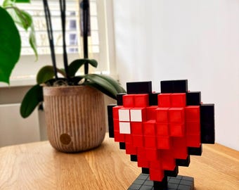 Corazón de píxeles impreso en 3D: decoración retro para escritorio gamer