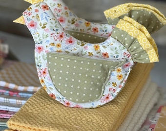 Chicken Potholders Set, Ruffle Farmhouse Kitchen Decor, Chicken Pot Holders, Rustic Cottage Kitchen Gift, Handmade Country Kitchen Decor