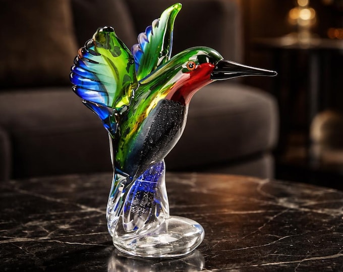 A Murano Style Glass Figurine Of A Humming Bird 24,5cm
