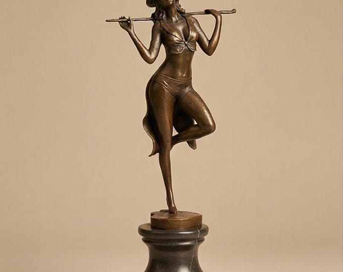A Bronze Sculpture of A Revue Dancer 38cm