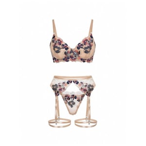 Shelf Bra and Garter