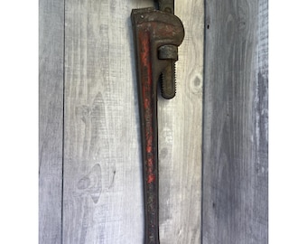 Ridgid 24" Heavy Duty Pipe Wrench Red RIGID Made In USA  Vintage