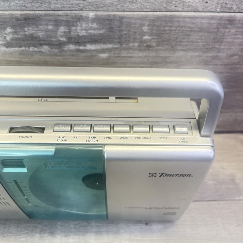 Emerson AM FM Radio CD Player Model PD5098 Radio Works, Cd Player Doesn't Work image 4