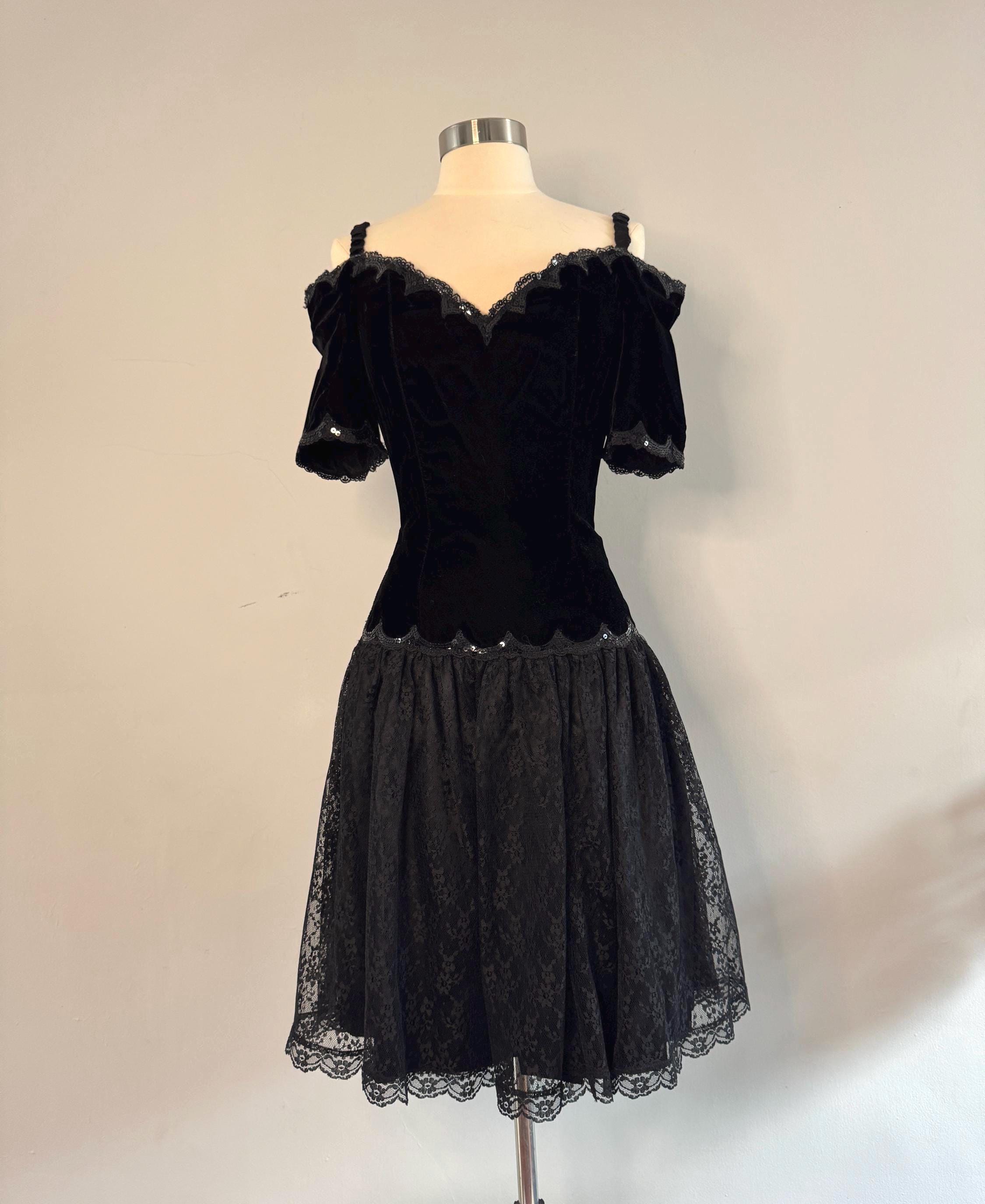 Vintage Black Jessica Mcclintock Gunne Sax Black Velvet Dress - Etsy