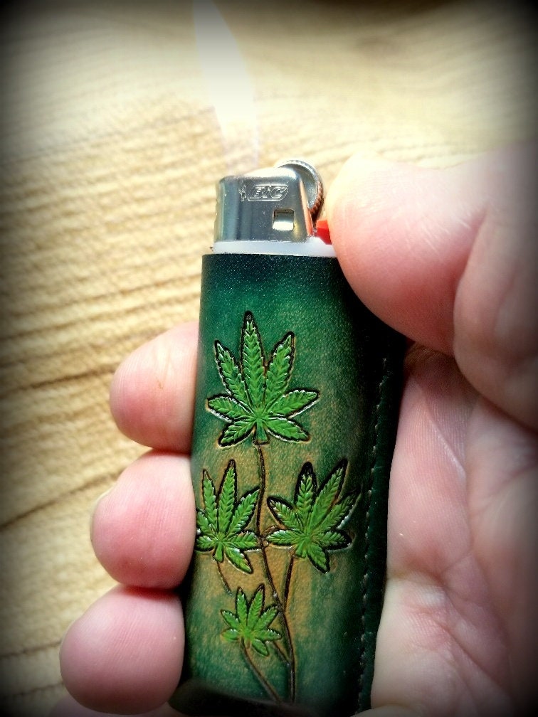 Pot leaf Leather lighter case cover fits most disposable lighters