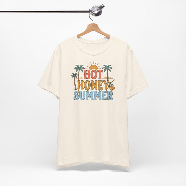 Camiseta Hot Honey Summer, Camiseta divertida de verano, Camiseta de playa a la moda, Camiseta de verano para chicas guapas, Camiseta de playa para mujer, Regalo para vacaciones de verano imagen 13