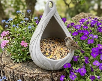 Mangiatoia per uccelli, casetta per uccelli, mangiatoia a forma di goccia – da appendere o appoggiare | stazione di alimentazione resistente alle intemperie per giardino e balcone