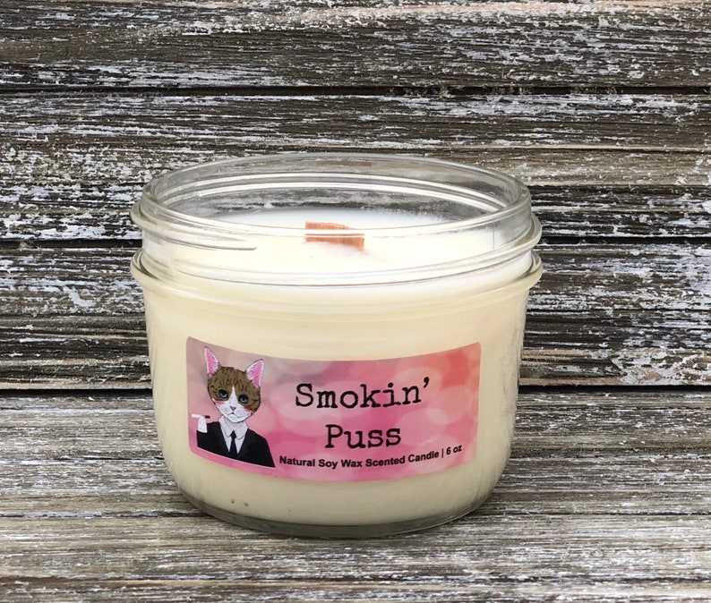 Smokin Puss Natural Soy Wax Bougie de chat parfumée avec mèche en bois image 4