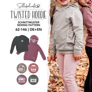 Op de afbeelding: Een naaipatroon voor een twisted hoodie van Schleiferwerk, maten 62-146 in het Duits en Engels. De afbeelding toont een grijze hoodie, een donkergrijze sweater en een mauve hoodie met een voering met patroon, plus PDF, A4 en A0 iconen.
