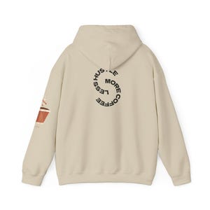 Sudadera con capucha de Baby Yoda | café imagen 4