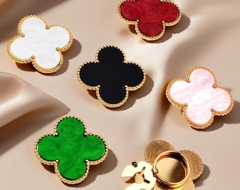 Handgjort grönt fyrklöver-knappspänne, guldfärgad strass-spänne, dekorativt knapplock, presentask ingår