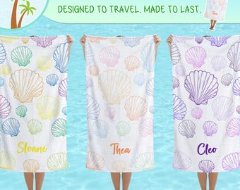 Toalha de praia personalizada com conchas vibrantes, toalha de aniversário personalizada com nome para amantes da praia, presentes de verão para crianças, toalha de praia para despedida de solteira.