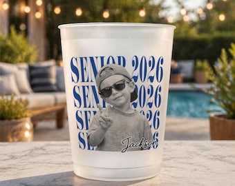 カスタム卒業写真入りフロストカップ、2026年卒業生向けヴィンテージフォトカップ、パーソナライズされた卒業パーティー記念品、大学卒業祝い、2026年卒業生向け
