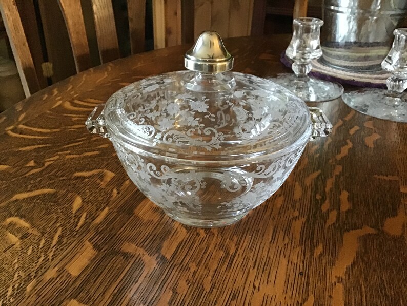 Lidded Cambridge Chantilly Bowl with Sterling Knob c. 1940s, Excellent condition, Etched image 1