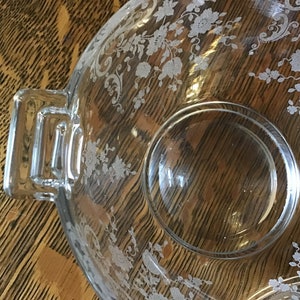 Lidded Cambridge Chantilly Bowl with Sterling Knob c. 1940s, Excellent condition, Etched image 3