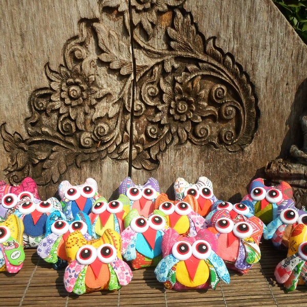 5 Textile Owls, Hand Made Fabric Owls. Owl Supply, Owl Charm,