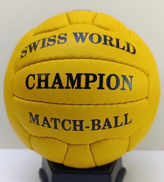 don balon】サッカー ピンバッチ 37個セット 南米&欧州 don balon