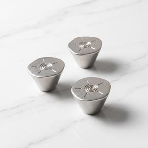 Modern Cabinet Knobs Drawer Pulls Decorative Furniture Hardware Kitchen Cabinet Handles Cupboard Dresser Knobs Unique Home Upgrade Decor image 3
