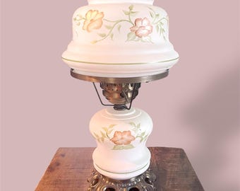 Vintage Gone with the Wind Style Parlor Lamp