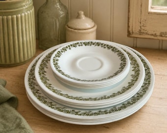 Juego de vajilla Corelle Spring Blossom Green "Crazy Daisy" de estilo vintage de los años 70.