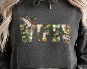 Hunting Wifey PNG, Camo Checkered Patchwork Bow, Floral Wife Sublimation Design, Duck Hunting Digital Download