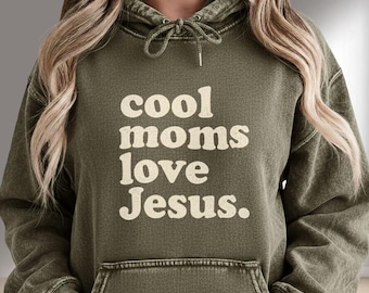 Cool moms love jesus PNG, christian mom faith shirt design, love like jesus bible verse graphic, trendy digital download