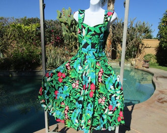 Vintage 1980s Hawaiian sundress dress S 30-35&quot; bust Royal Creations smocked back 80s