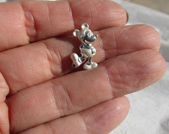 Vintage 925 silver Disney Mickey Mouse charm pendant signed 3/4"