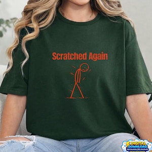 Peut inclure: Ensemble de trois mugs en céramique avec une finition mate et mouchetée. Les tasses sont de couleur crème, gris clair et gris foncé. Chaque mug a un design simple et minimaliste.