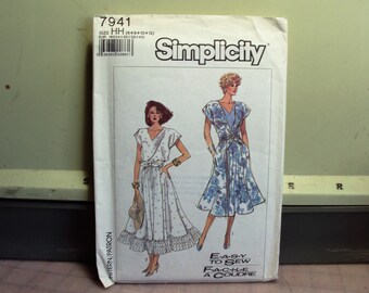 Very feminine dress in pattern Simplicity 7941 retro pattern from 1987  factory fold  uncut shipping included