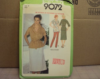 RETRO pullover top or tunic with skirt, simplicity pattern 9072 styled in 1979