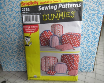 Kitchen appliance covers, mitt and pot holders,  Simplicity pattern 2753uncut