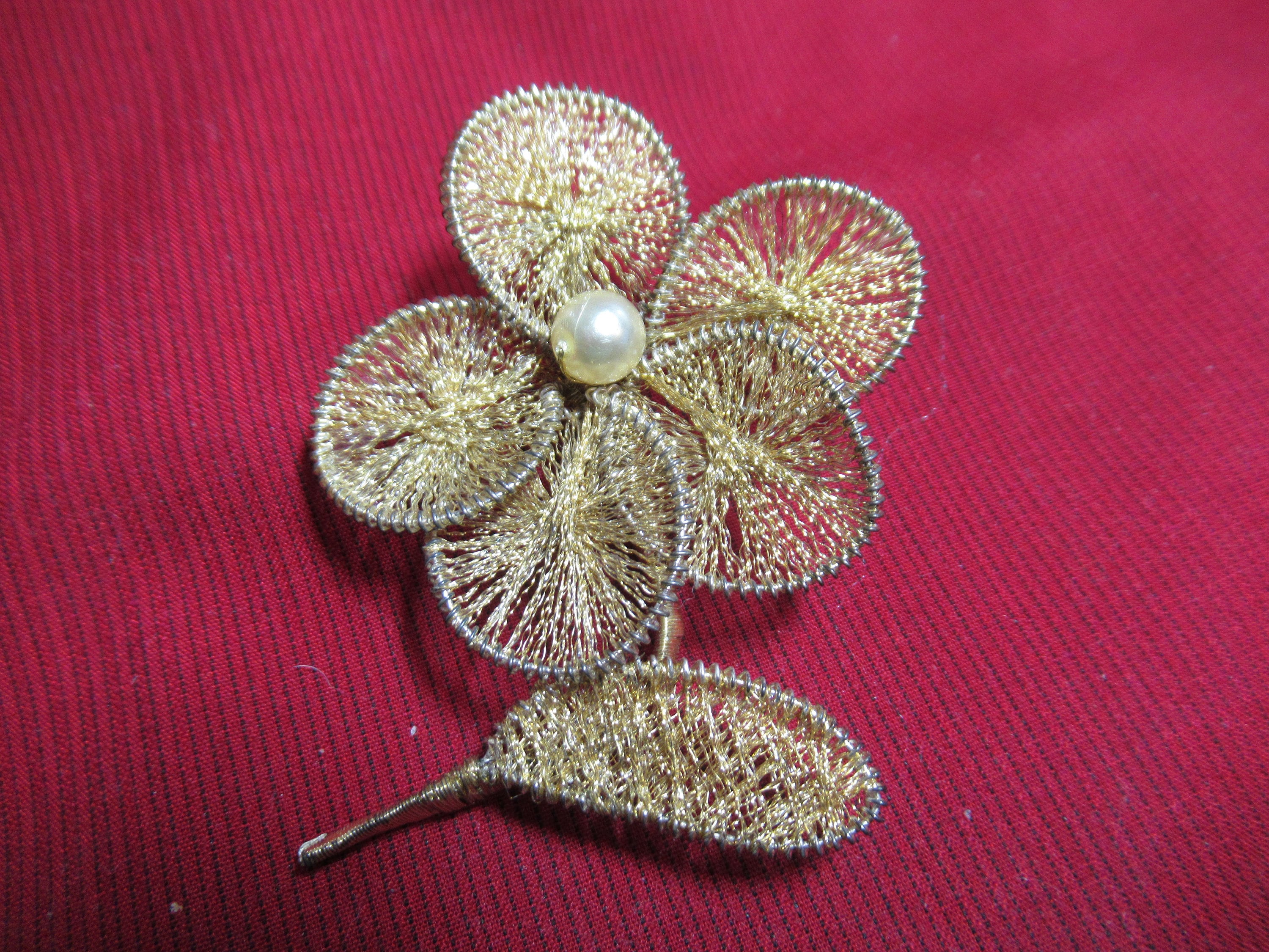 Vintage Silver Tone Floral Brooch With Mesh Petals Center Has Cone Shape Design Vintage Gold Tone Mesh Flower Brooch Pin Rhinestone Center  main image 4