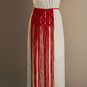 Handgjort makramébälte med fransar • Boho knuten midjeaccessoar