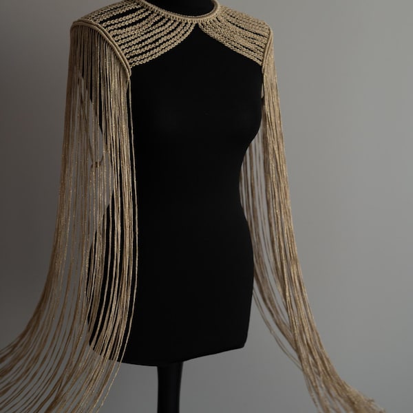 Collar de macramé dorado para el hombro con borlas largas, charreteras de noche.