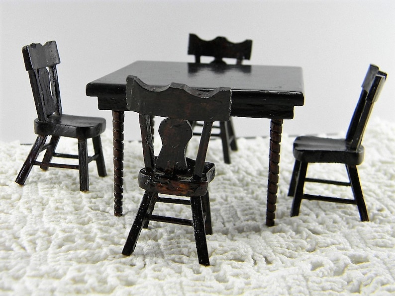 dollhouse dining room set