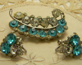 Vintage Demi Parure turquoise and clear rhinestone set