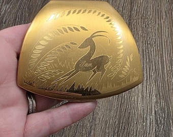 Vintage Elgin American Art Deco Antelope Compact "Jan"