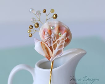 Handmade Gold seashell hair pin. Beach wedding hair accessories. Nautical wedding headpiece. Seashell hairpin bobby pin