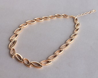 Vintage Unsigned Gold Tone Choker Necklace