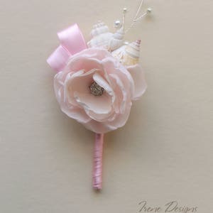 Handmade Pale pink seashell boutonniere. Seashell boutonniere. Boutonniere for beach wedding. Boutonniere for groom image 2