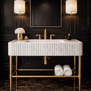 Handskuren handfat i Carrara-marmor, specialdesignat handfat i sten, räfflad vit marmor